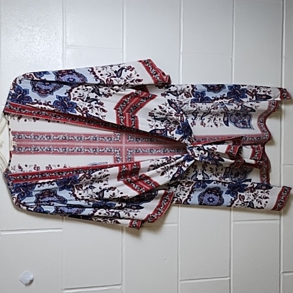 Maurices Print Open front Flowy Cardigan Cruise Coverup Side Slits - Picture 11 of 12